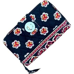 Women’sVera Bradley Signature Print RFID Turnlock Floral Wallet